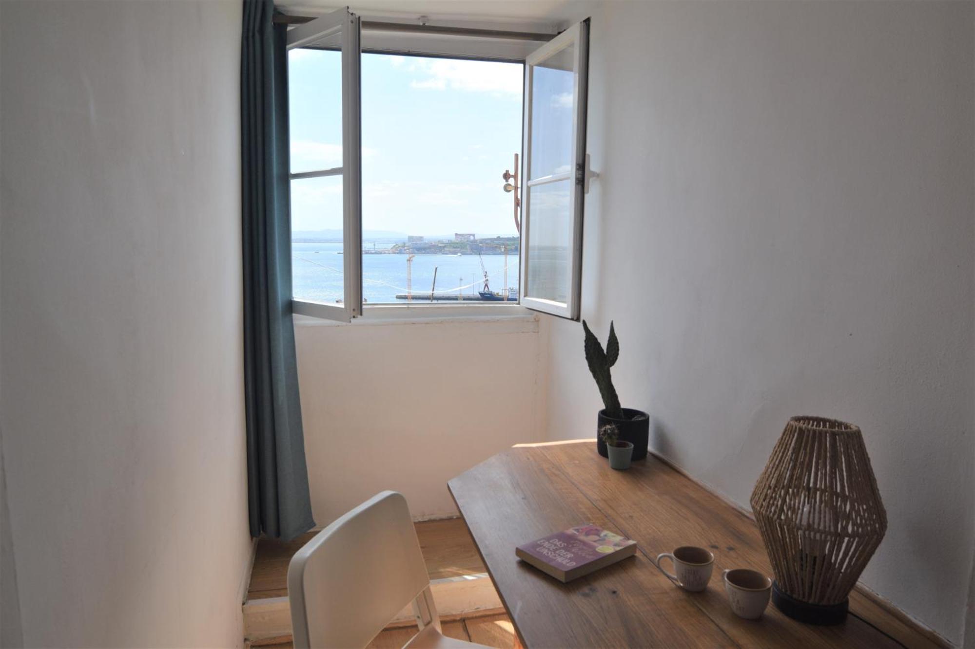 Santos Apartment In Central Lisbon With River View Buitenkant foto