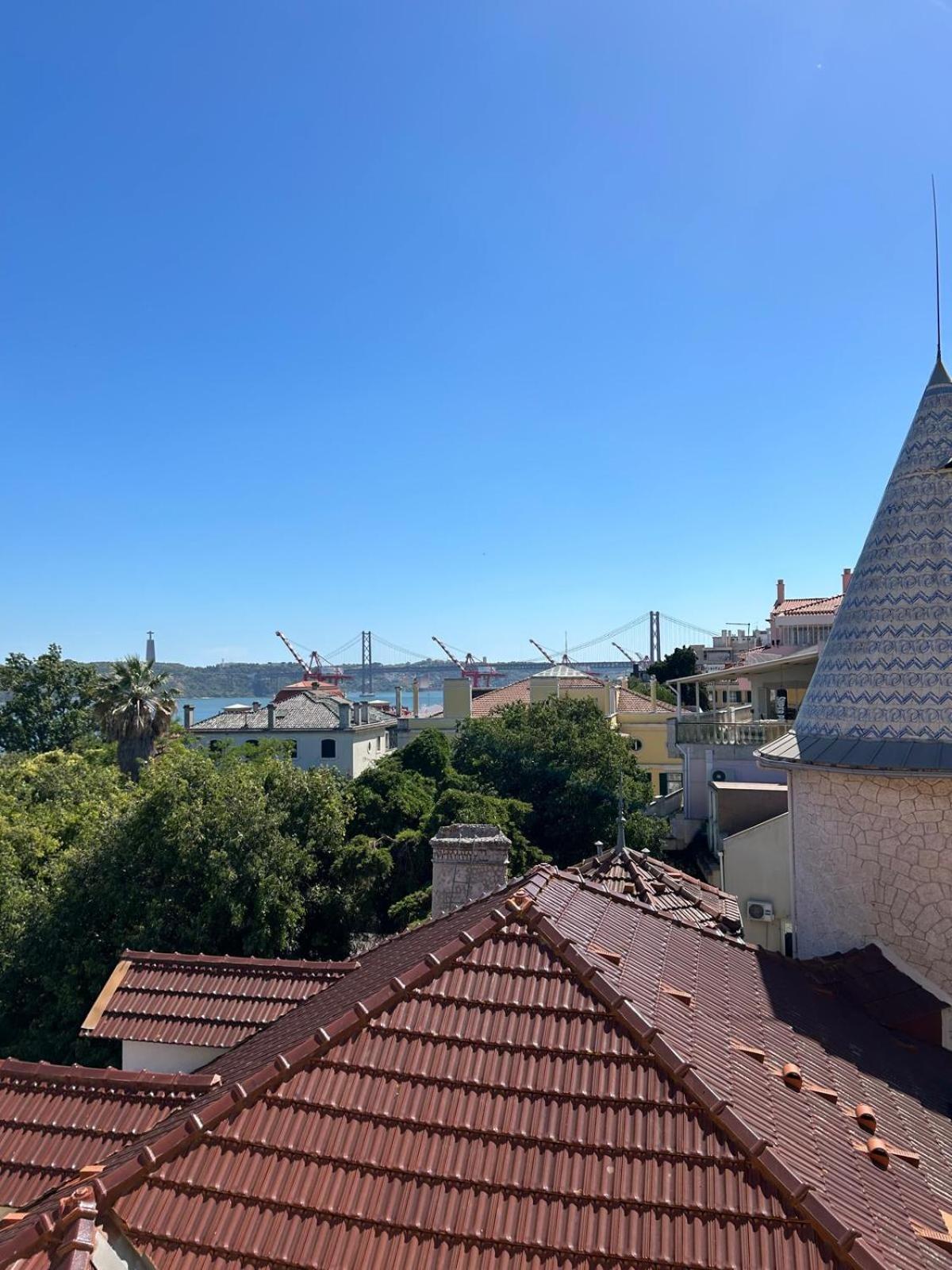 Santos Apartment In Central Lisbon With River View Buitenkant foto
